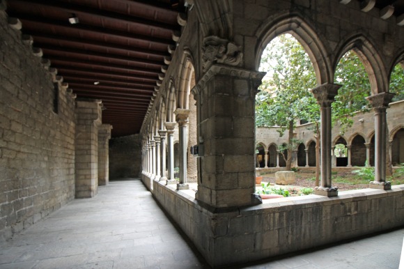 santa_anna5_claustro del antiguo monasterio